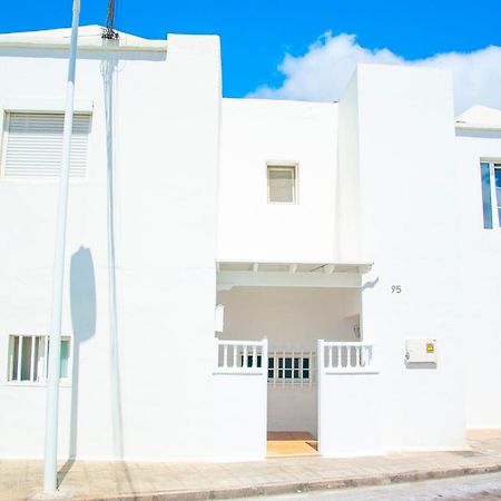 Vibesol Beach Apartament Playa Honda  Extérieur photo